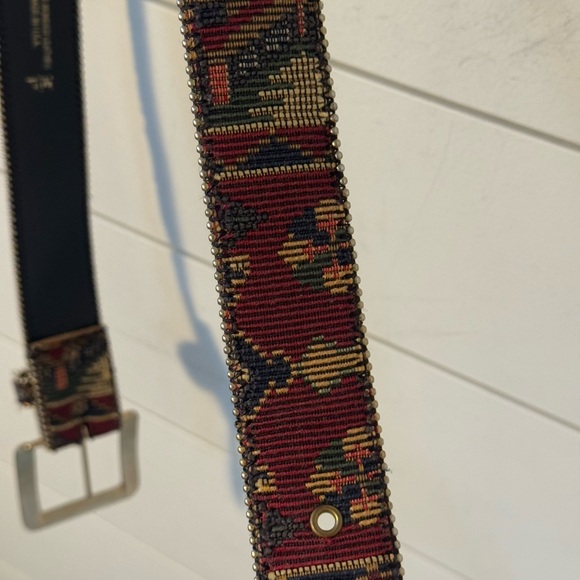 Vintage Belt M/L Tapestry leather Gold Bead Trim Dead stock Absolutely Fresh - Picture 9 of 15